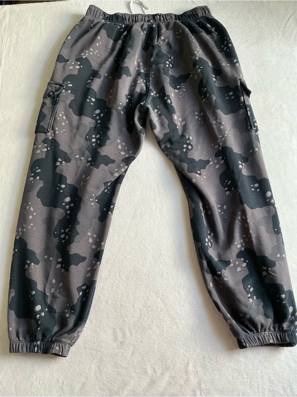 Nike Club Fleece Cargo Joggers Grey Black Camo Pants Mens Large L - Picture 3 of 16